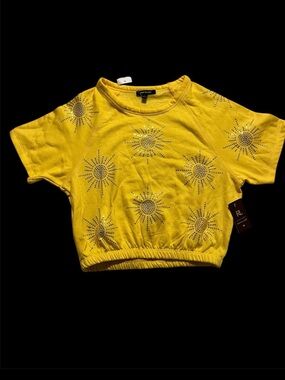 Ruby & Lace Sun Fashion Crop Top